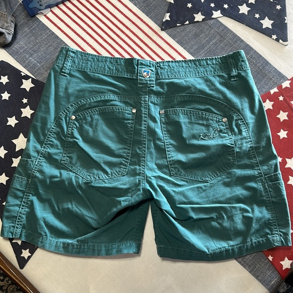 Kuhl Free Range hiking cargo womens shorts SPF 50 mid Rise size 6 outdoor - Picture 2 of 2